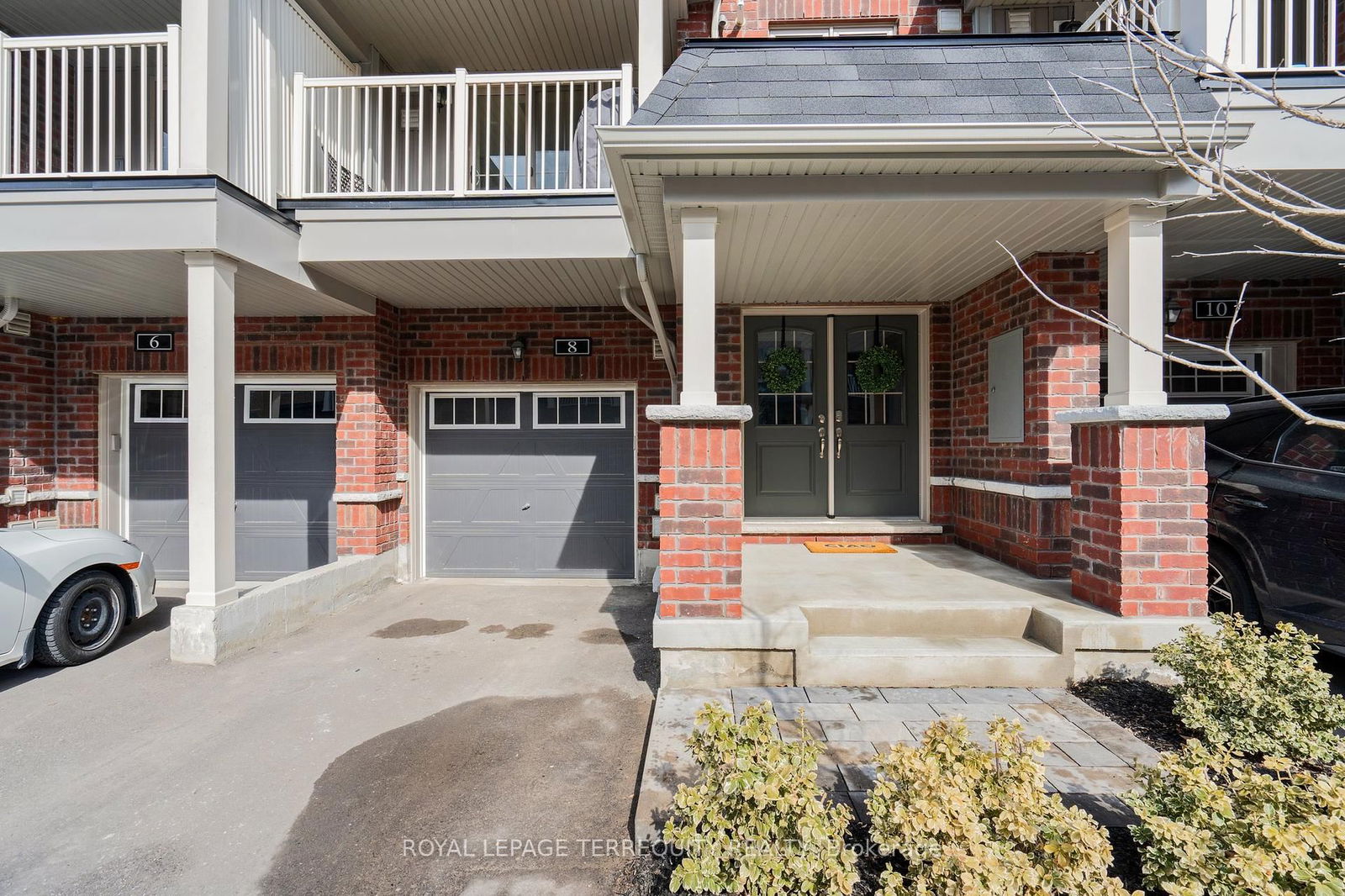 Townhouse for sale at 8 Amulet Way, Whitby, Rolling Acres, L1R 0R5 - MLS: E12032353