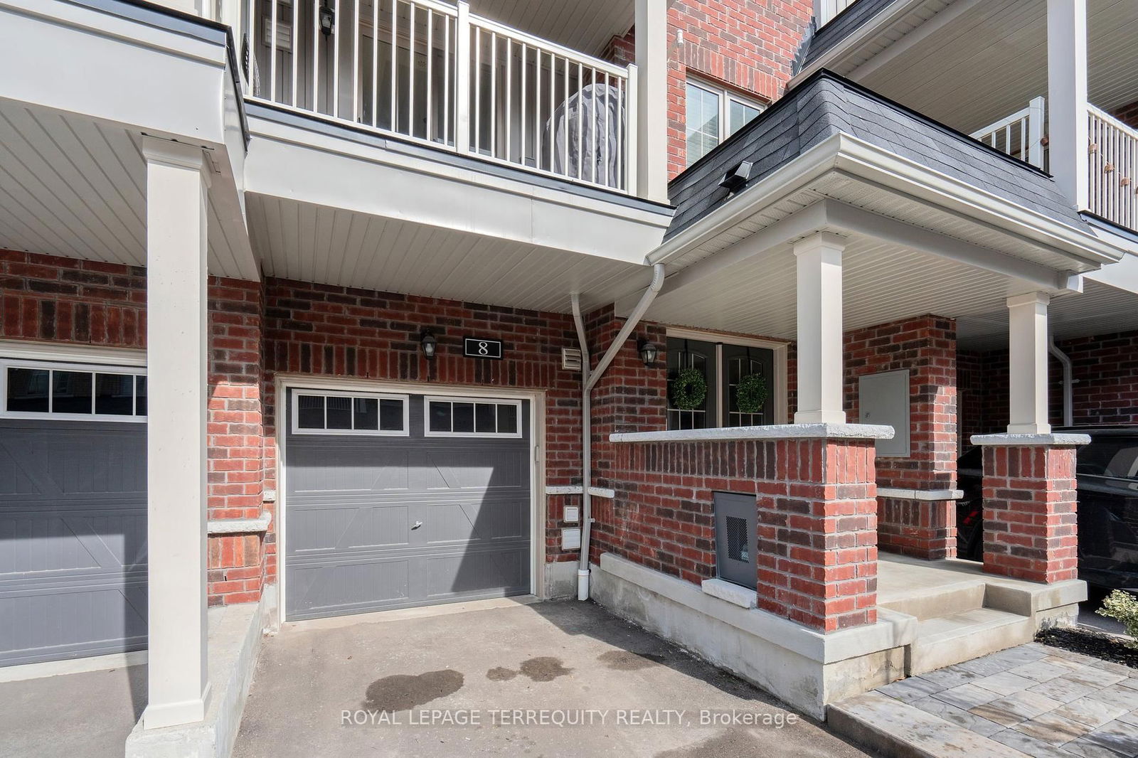 Townhouse for sale at 8 Amulet Way, Whitby, Rolling Acres, L1R 0R5 - MLS: E12032353