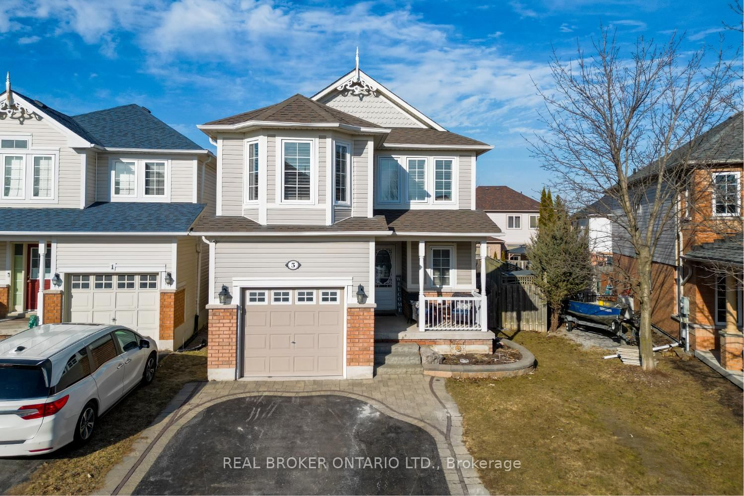 Detached House for sale at 5 Millburn Drive, Clarington, Bowmanville, L1C 5L6 - MLS: E12032640