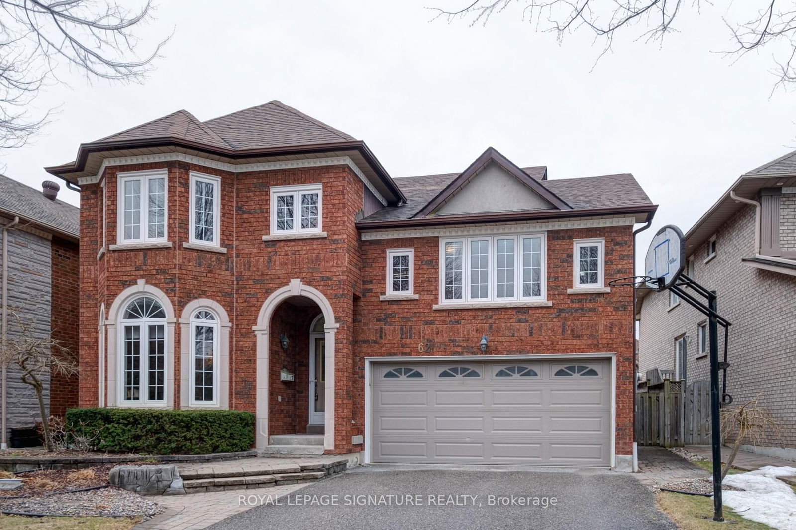 Detached House for sale at 62 Mortimer Crescent, Ajax, Central West, L1T 3Y2 - MLS: E12033508