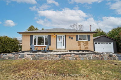 19 Torian Ave, Whitby - Brooklin