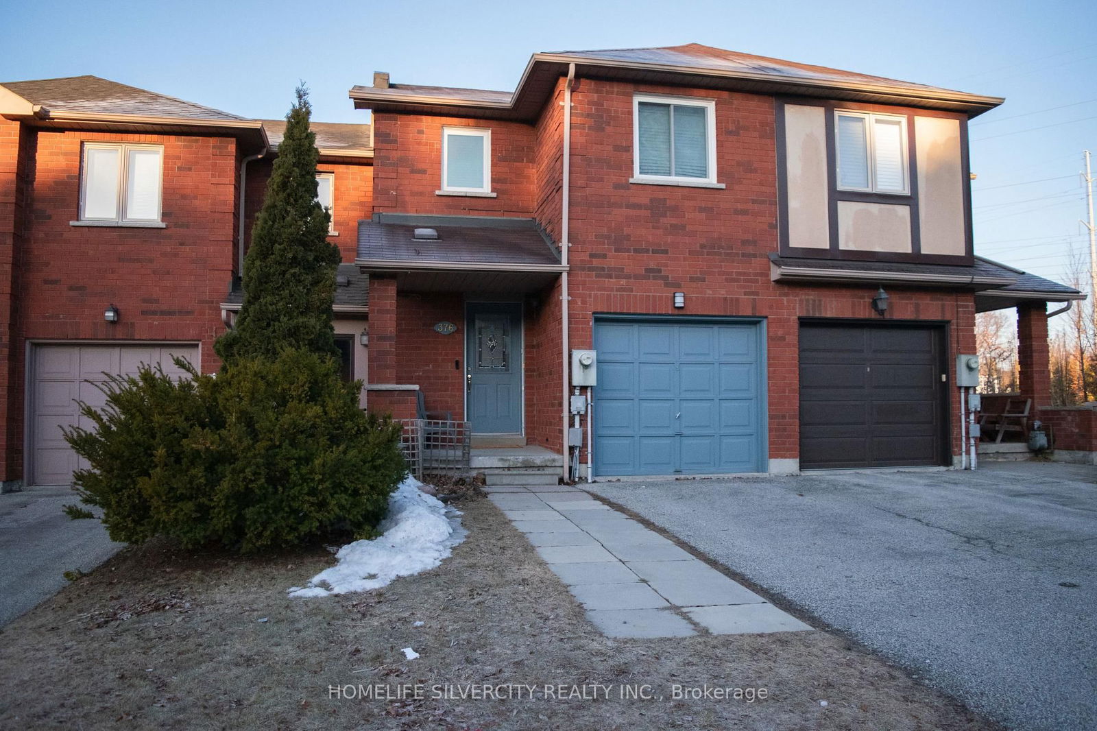 Townhouse for sale at 376 Sparrow Circle, Pickering, Highbush, L1V 7E6 - MLS: E12035082