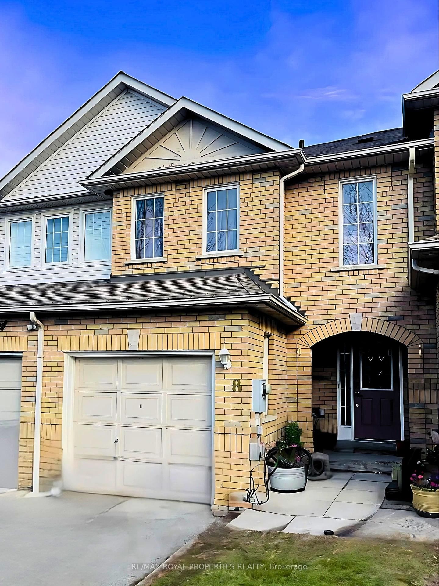 Townhouse for sale at 8 Epps Crescent, Ajax, Central, L1Z 1J2 - MLS: E12035312