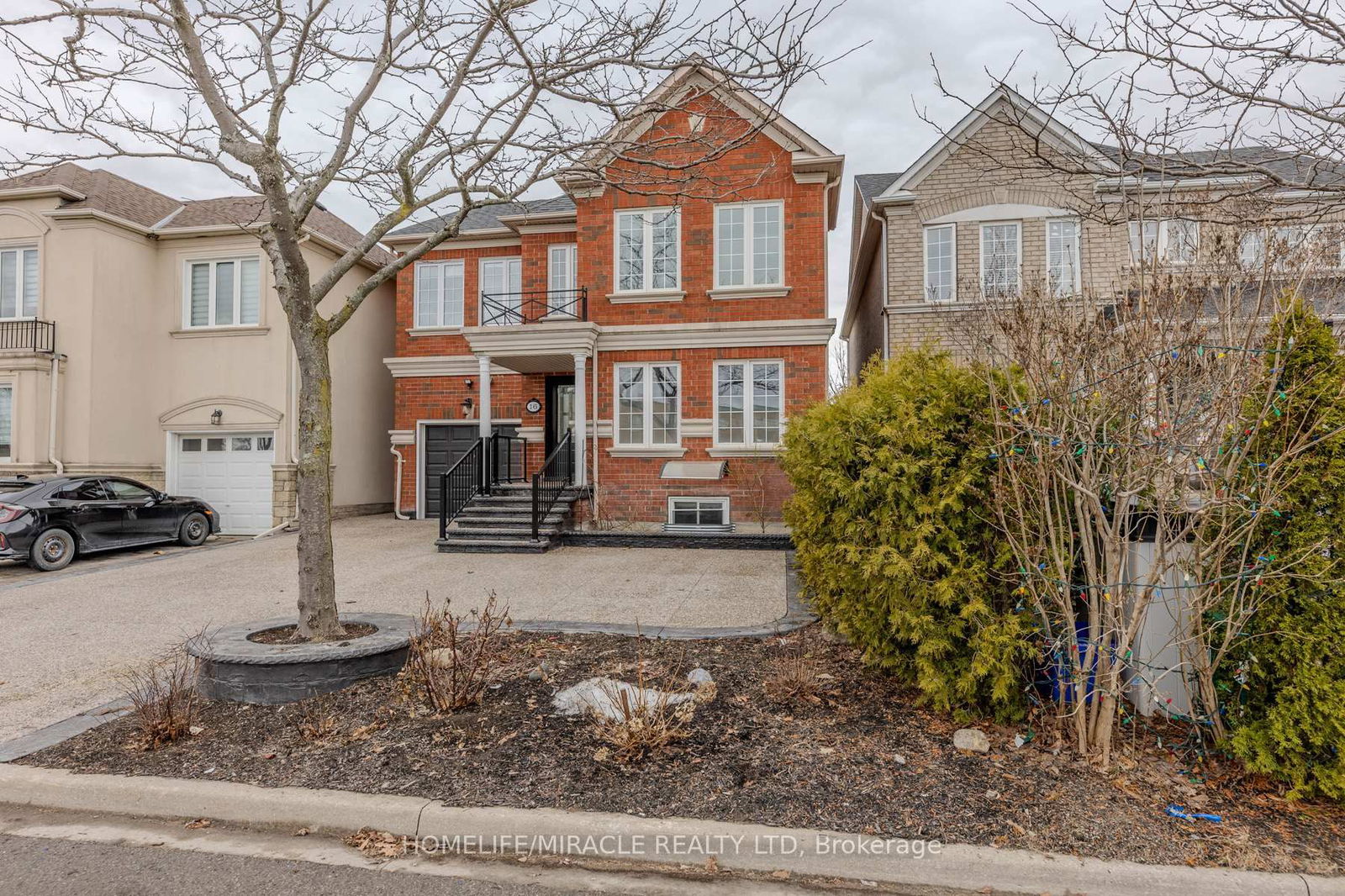 Detached House for lease at 16 Batt Crescent, Ajax, Northwest Ajax, L1T 4M2 - MLS: E12035351