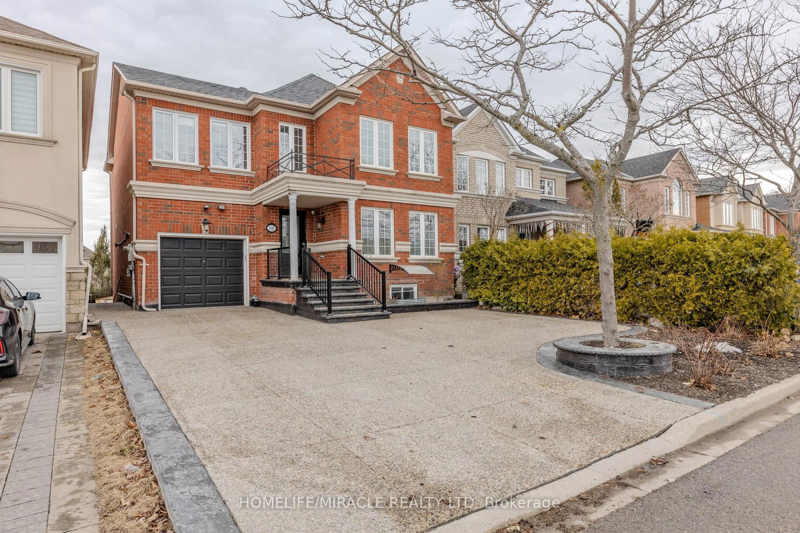 Detached House for lease at 16 Batt Crescent, Ajax, Northwest Ajax, L1T 4M2 - MLS: E12035351