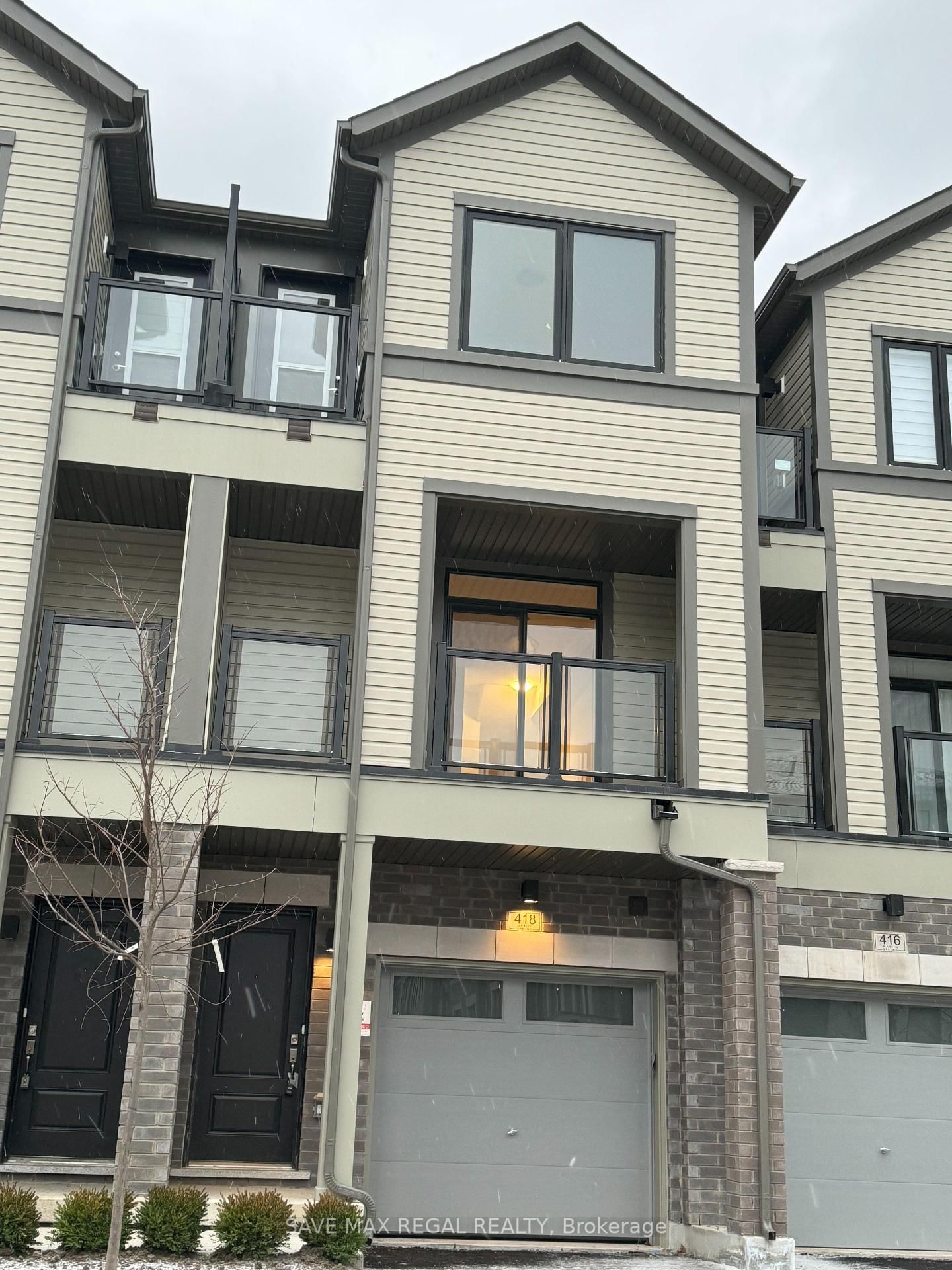 Townhouse for lease at 418 Okanagan Path, Oshawa, Donevan, L1H 0B1 - MLS: E12036102