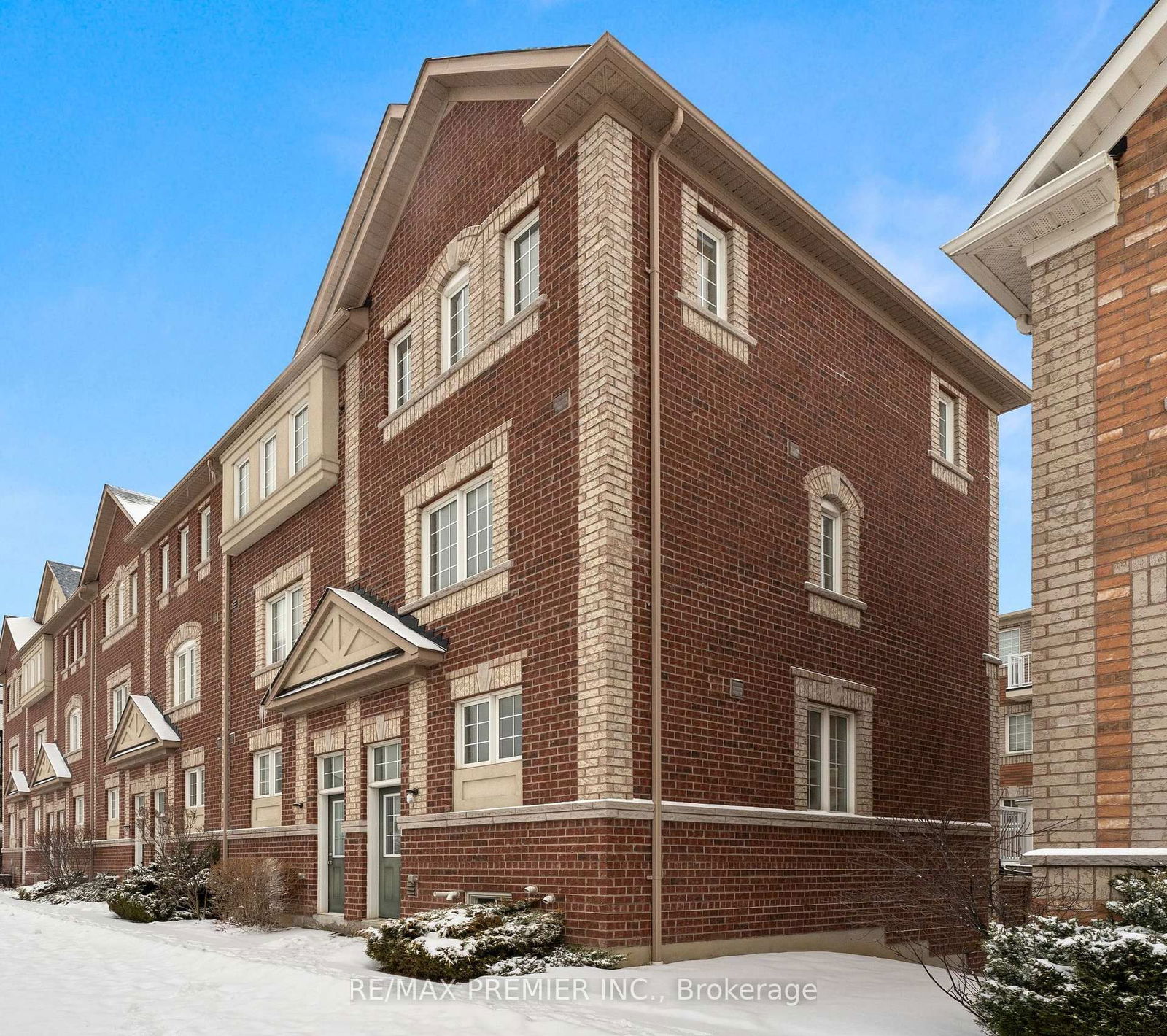 Townhouse for sale at 14 Cooperage Lane, Ajax, Central, L1S 0E8 - MLS: E12036812