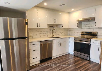 Unit BASEMENT — 921 KINGSLEY Crt, Oshawa - Pinecrest image-0-4