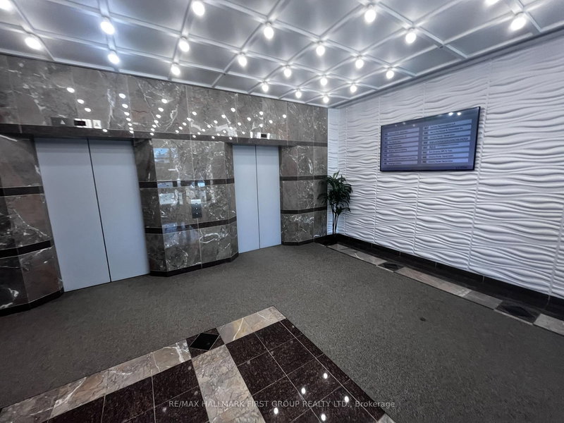 300 - 230 Westney Rd S, Ajax, L1S 2C9 | Image 3