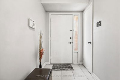 Unit 100 — 30 Dundalk Dr, Toronto - Dorset Park image-0-3