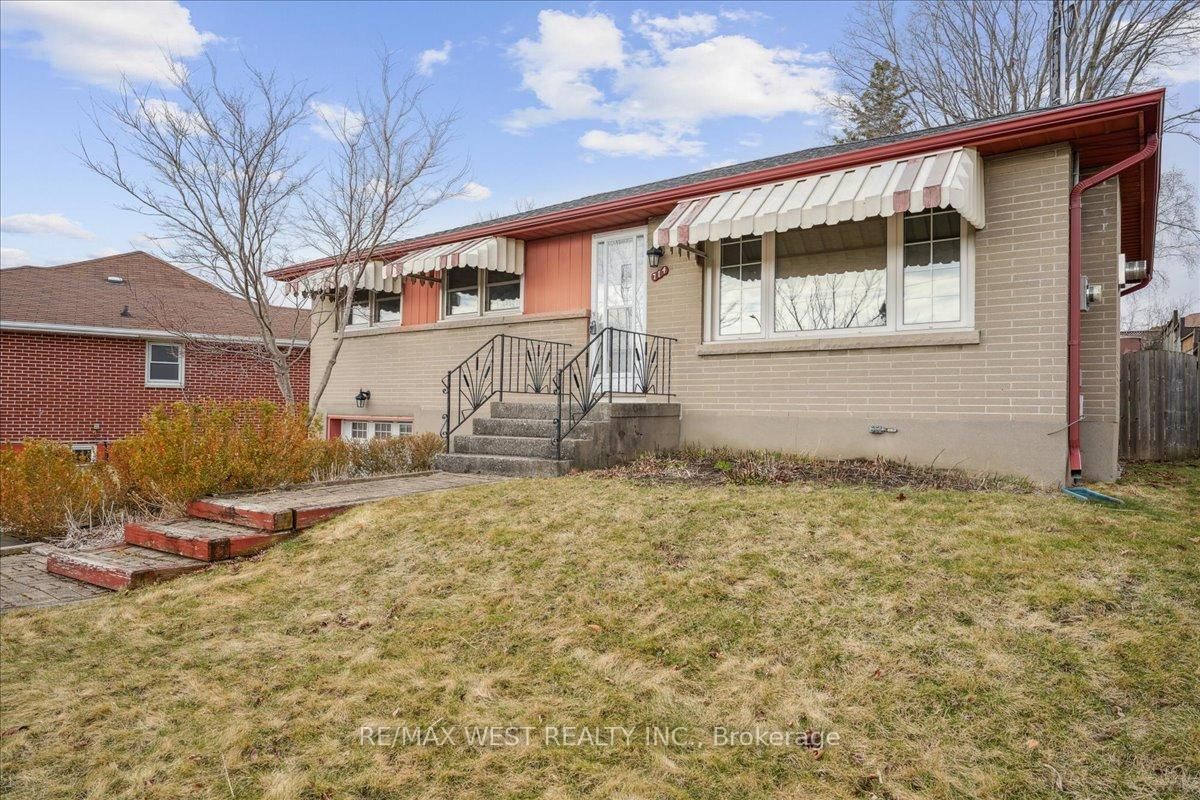 Property at 714 Tennyson