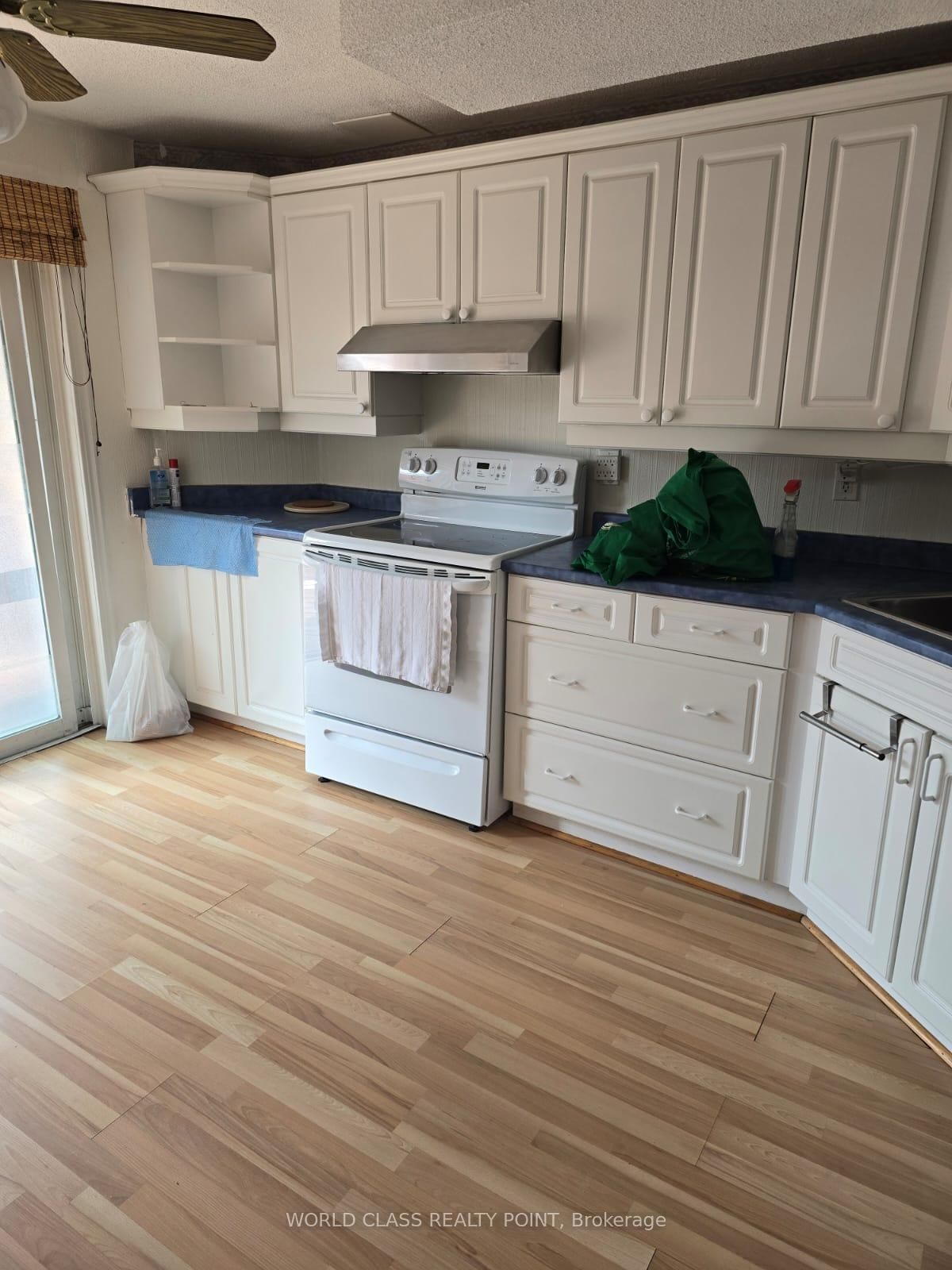 Detached House for lease at 128 Fletcher Avenue, Ajax, Central, L1Z 1J2 - MLS: E12041929