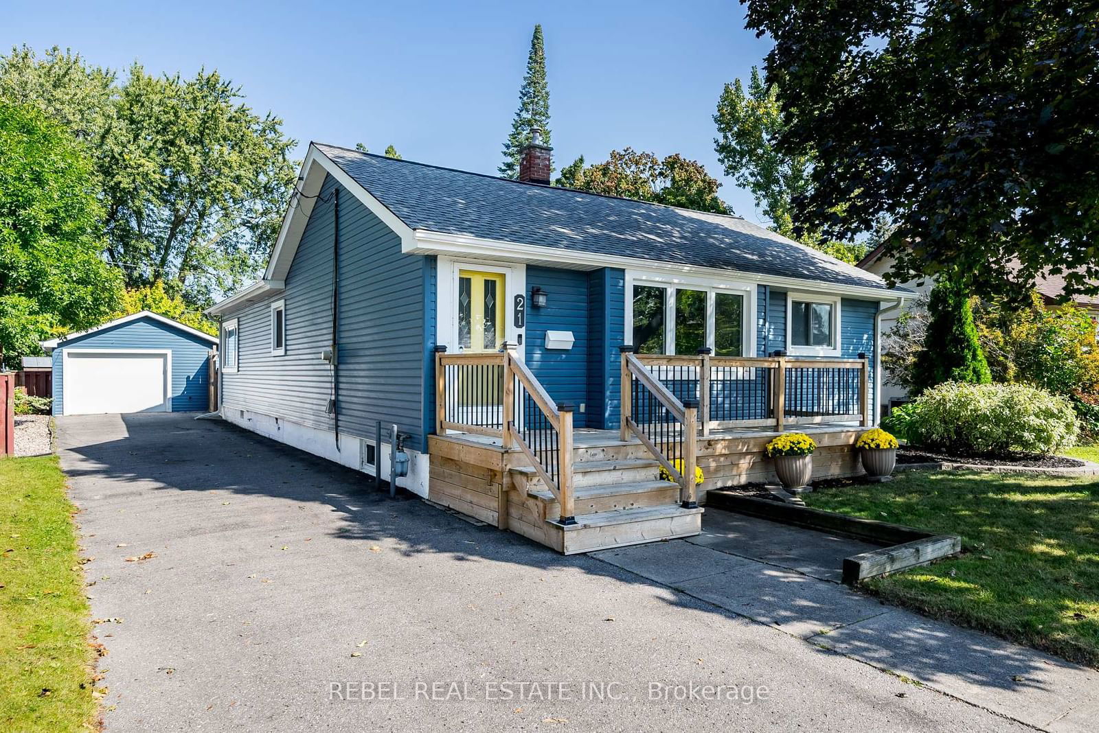Property at 21 Woodhouse