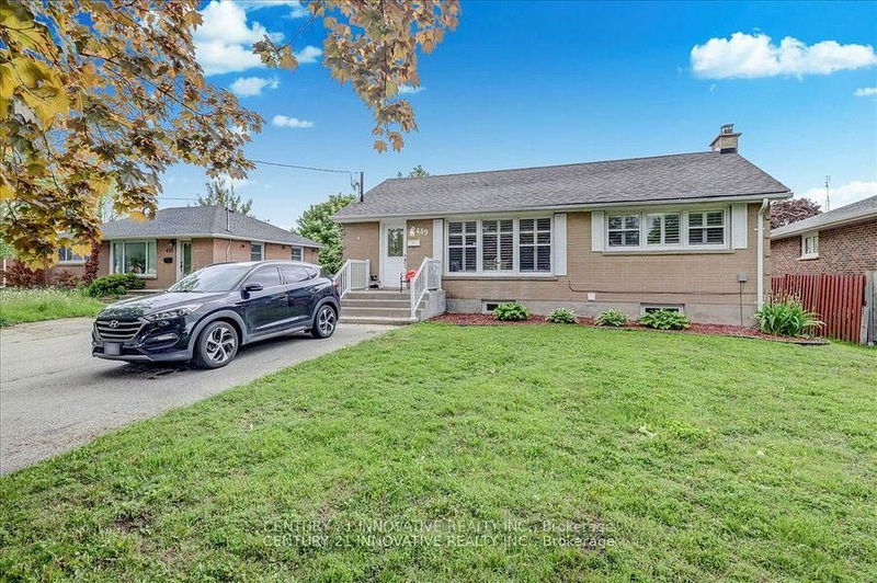 home for lease on 449 Fernhill Boulevard