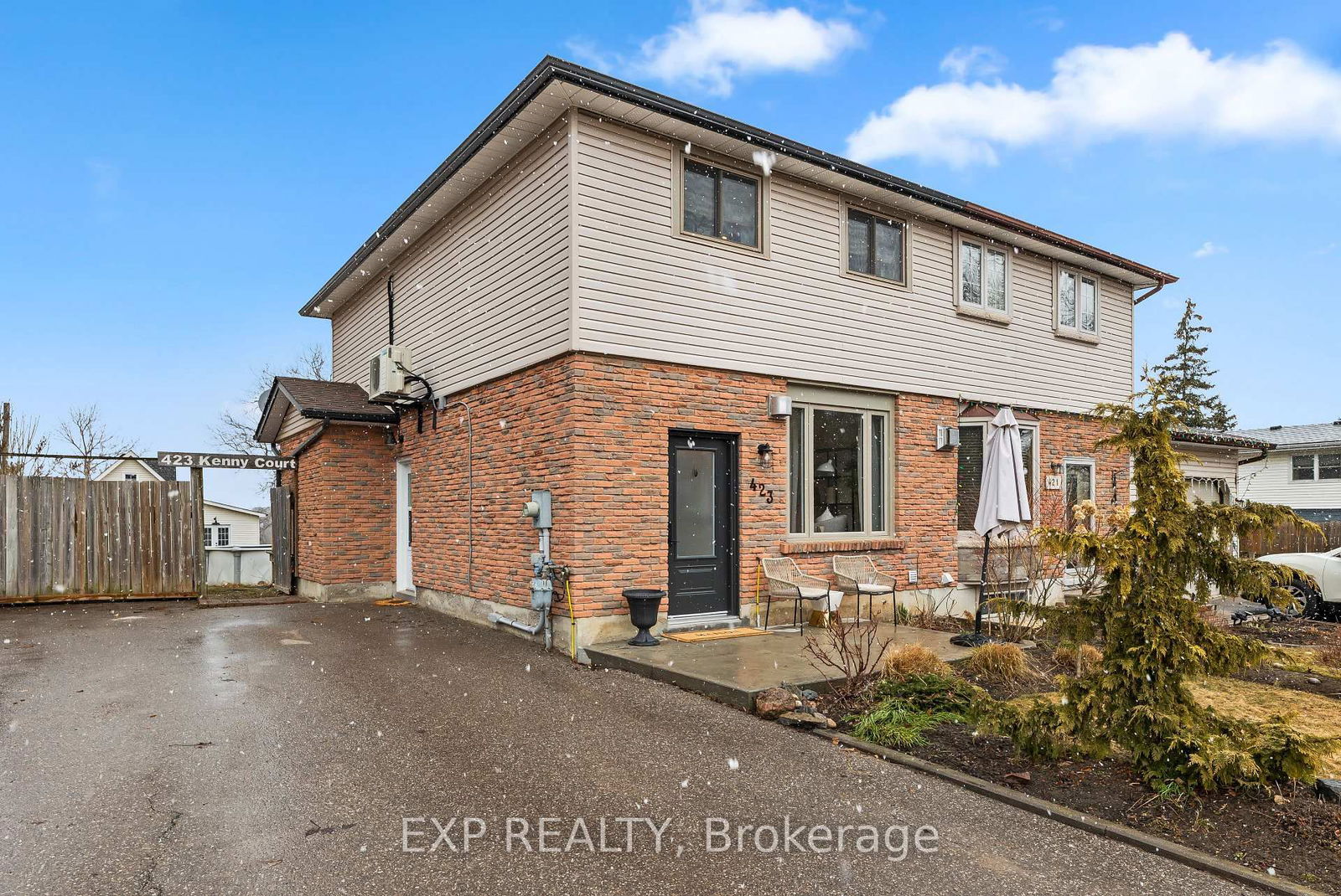 Property at 423 Kenny