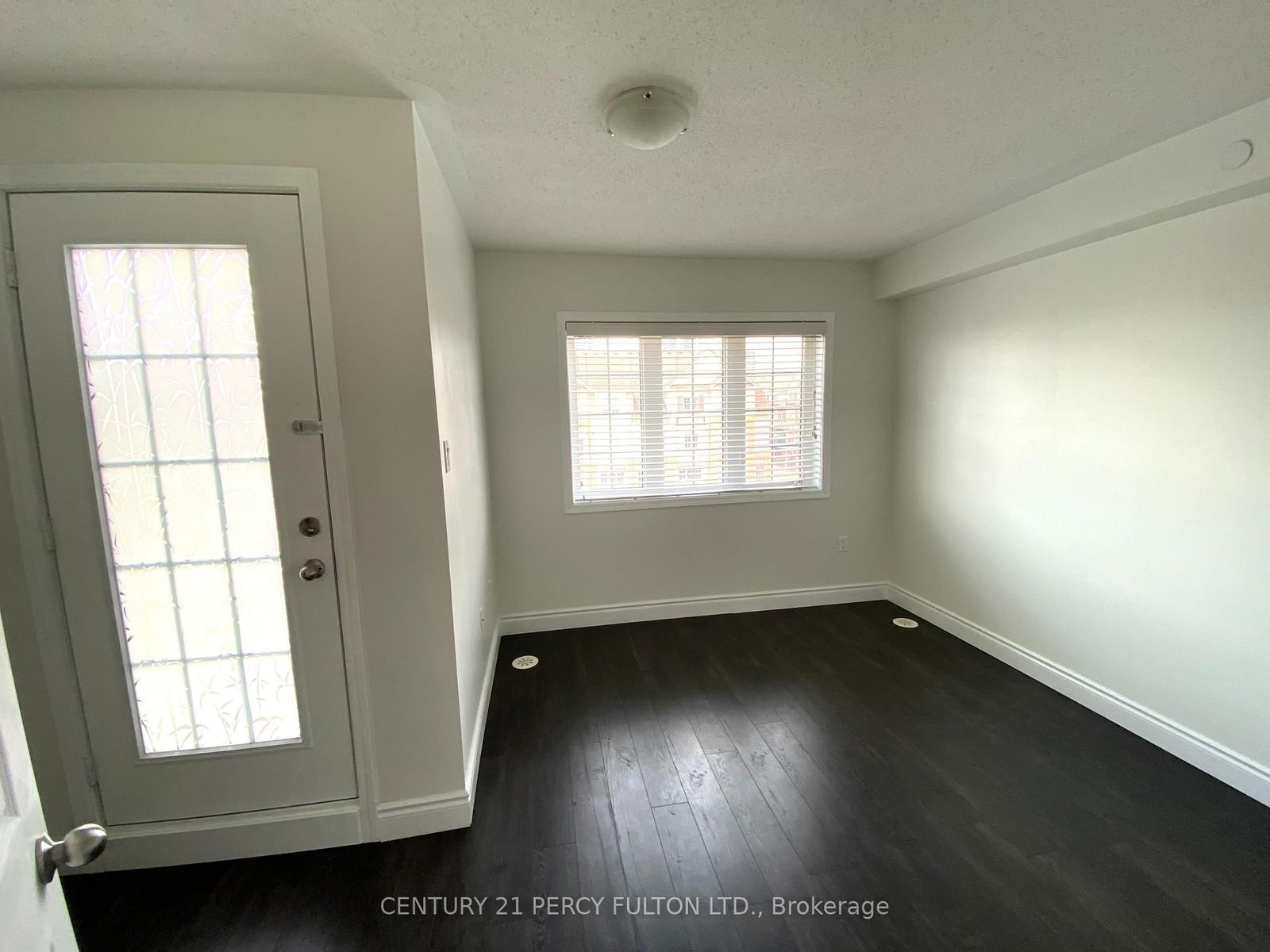 Townhouse leased at 33 Christabelle Path, Oshawa, Windfields, L1L 0H4 - MLS: E12046380