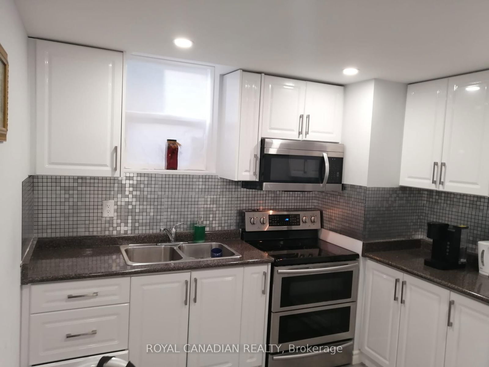 Detached House leased at 40 Doncaster Crescent, Clarington, Newcastle, L1B 1E7 - MLS: E12046578