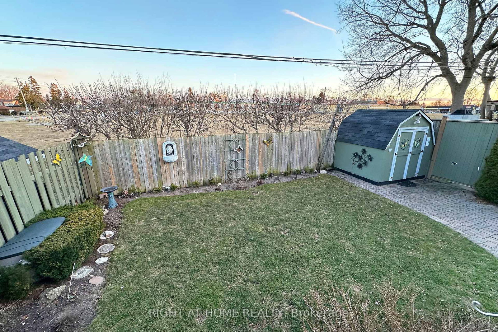 Listing Image 24