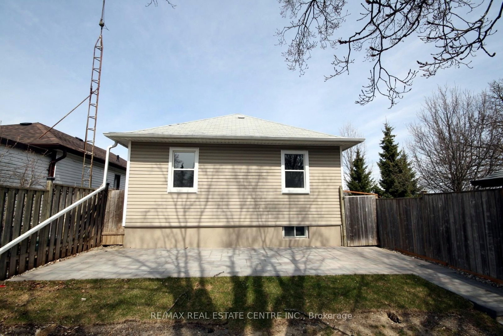 Listing Image 40