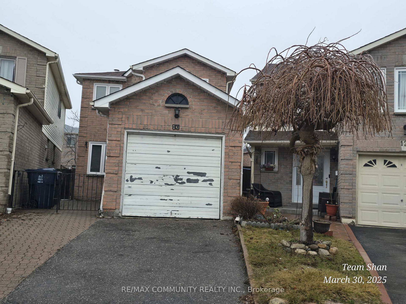 Detached House for sale at 10 Whispering Willow Ptwy, Toronto, Malvern, M1B 4A8 - MLS: E12049759