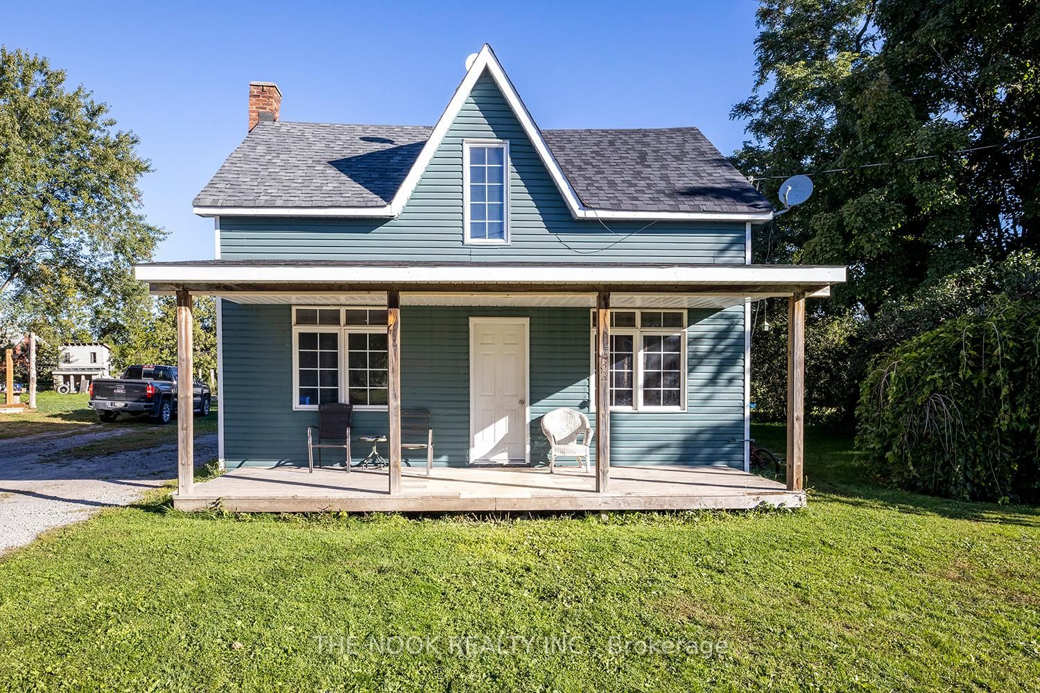 Detached House sold at 32 Old Mill Street, Clarington, Rural Clarington, L0A 1E0 - MLS: E12050179