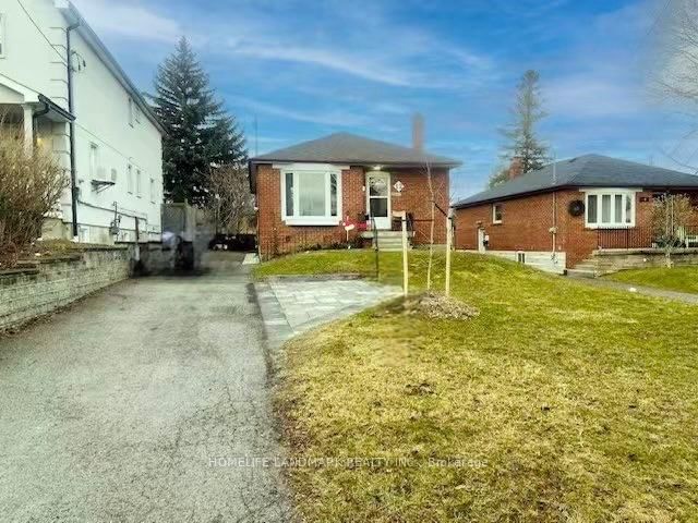 home for sale on 12 Bayard Avenue