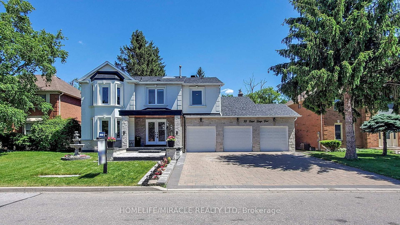 Detached House for sale at 24 Royal Rouge Trail, Toronto, Rouge E11, M1B 4T3 - MLS: E12051647