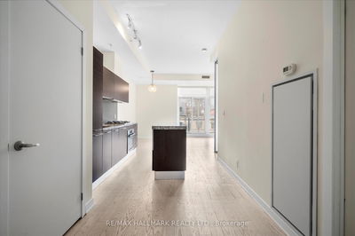 Unit 203 — 2 Bellefair Ave, Toronto - The Beaches image-0-4