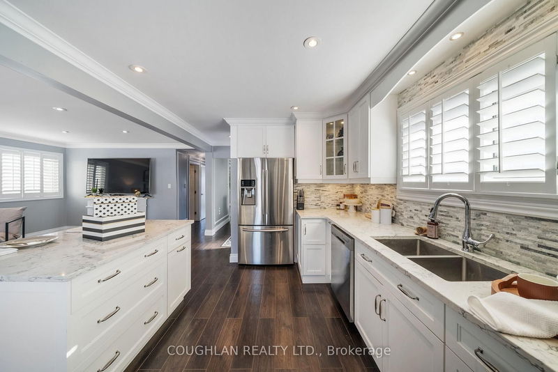 home for sale on 925 Byron Street N