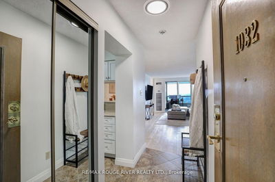 Unit 1032 — 1880 Valley Farm Rd, Pickering - Town Centre image-0-1
