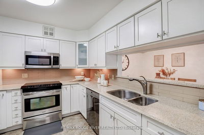 Unit 1032 — 1880 Valley Farm Rd, Pickering - Town Centre image-0-4