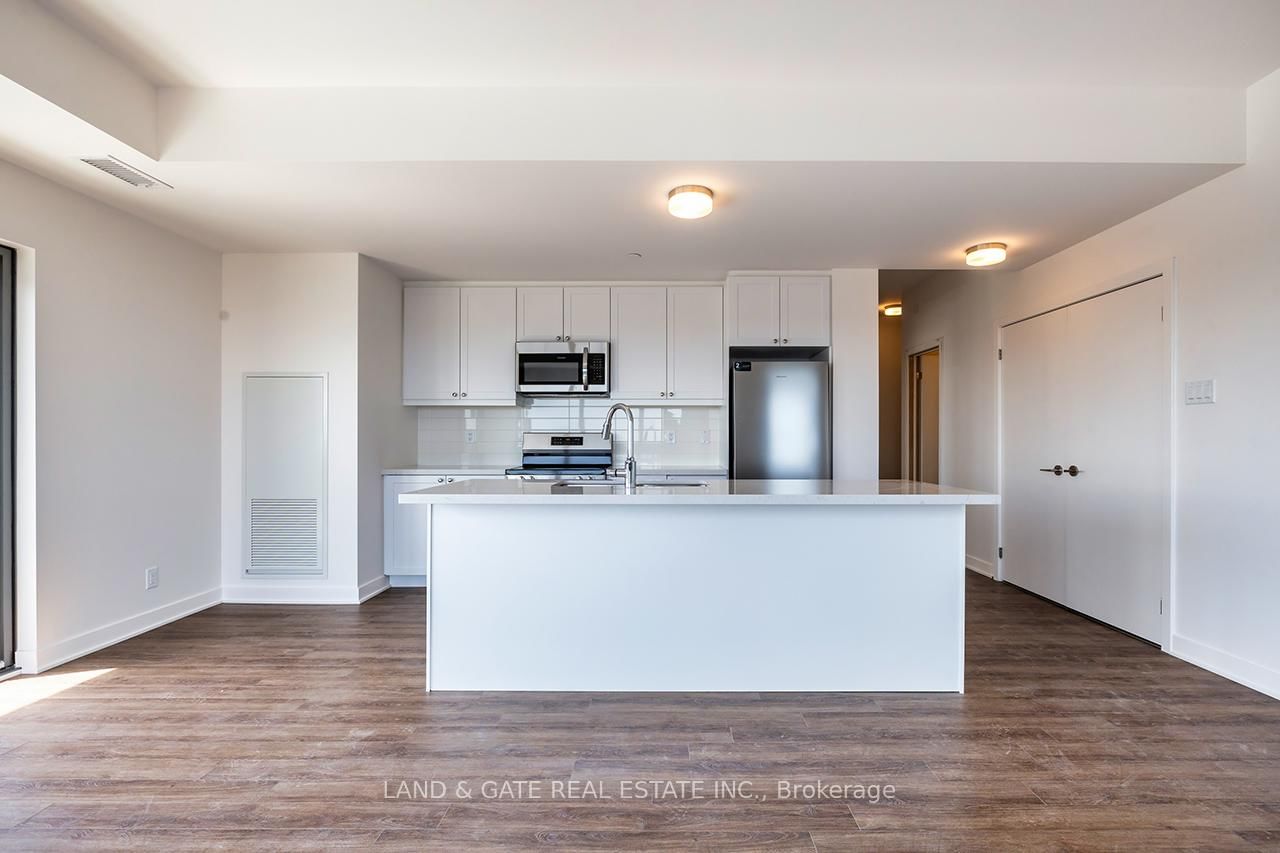 Condo for lease at 702-55 Clarington Boulevard, Clarington, Bowmanville, L1C 5A5 - MLS: E12055000
