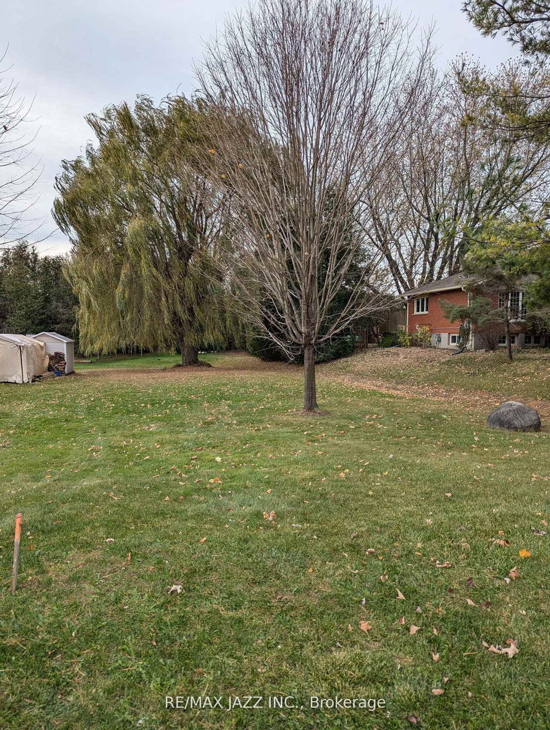 396 North Scugog Crt, Clarington, L1C 6T1 | Image 3