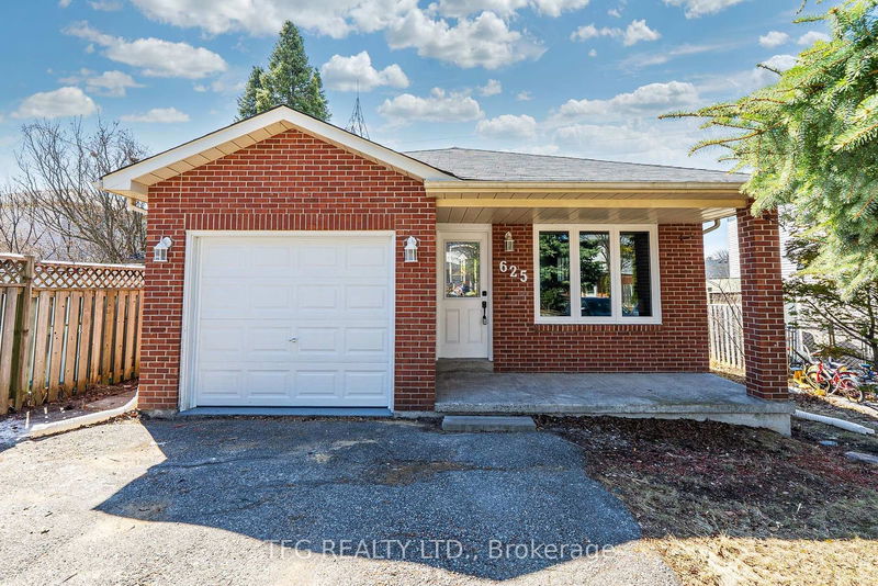 home for sale on 625 Pondtail Court