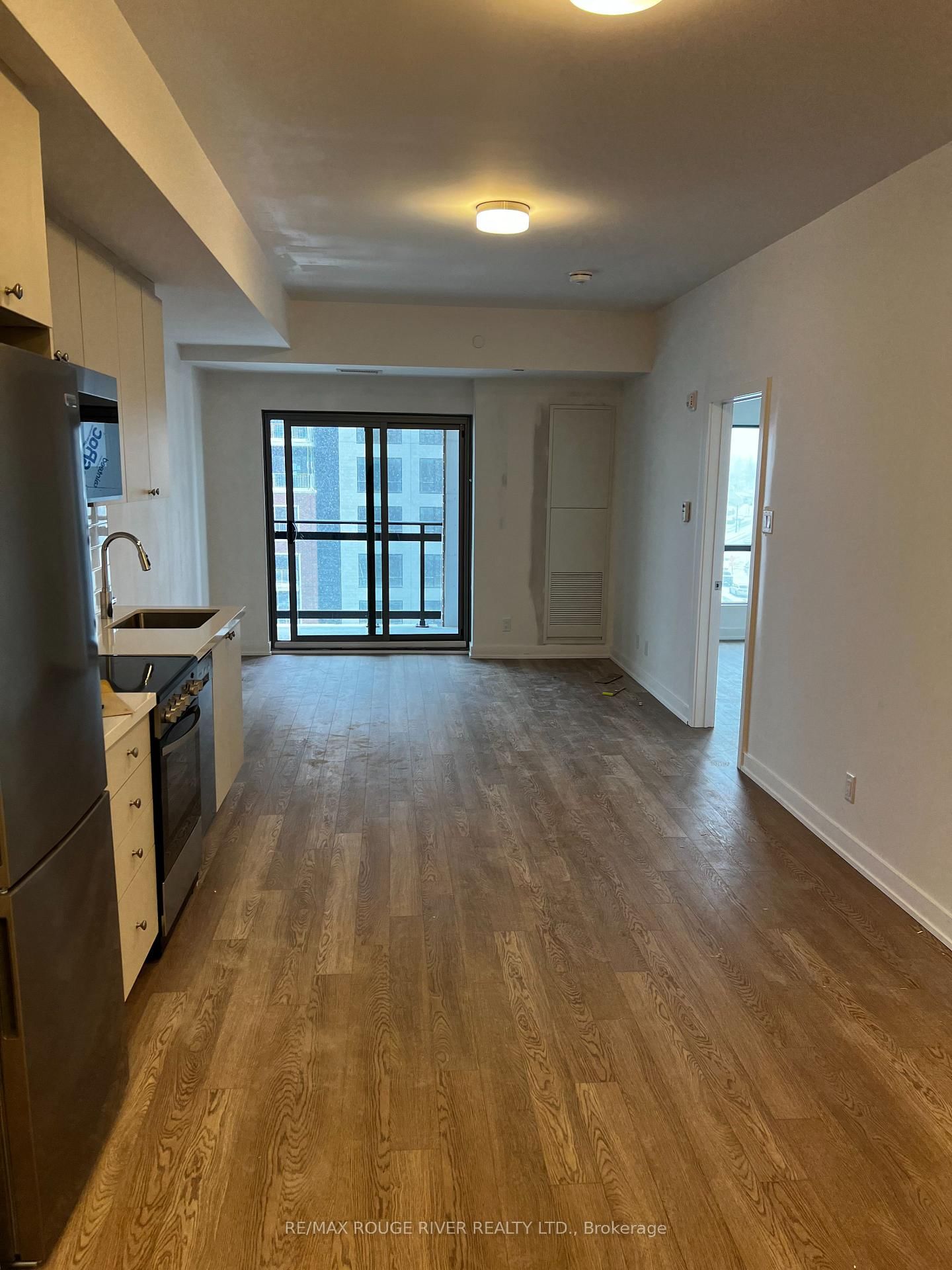 Condo for lease at 510-55 CLARINGTON Boulevard, Clarington, Bowmanville, L1C 0A1 - MLS: E12057803