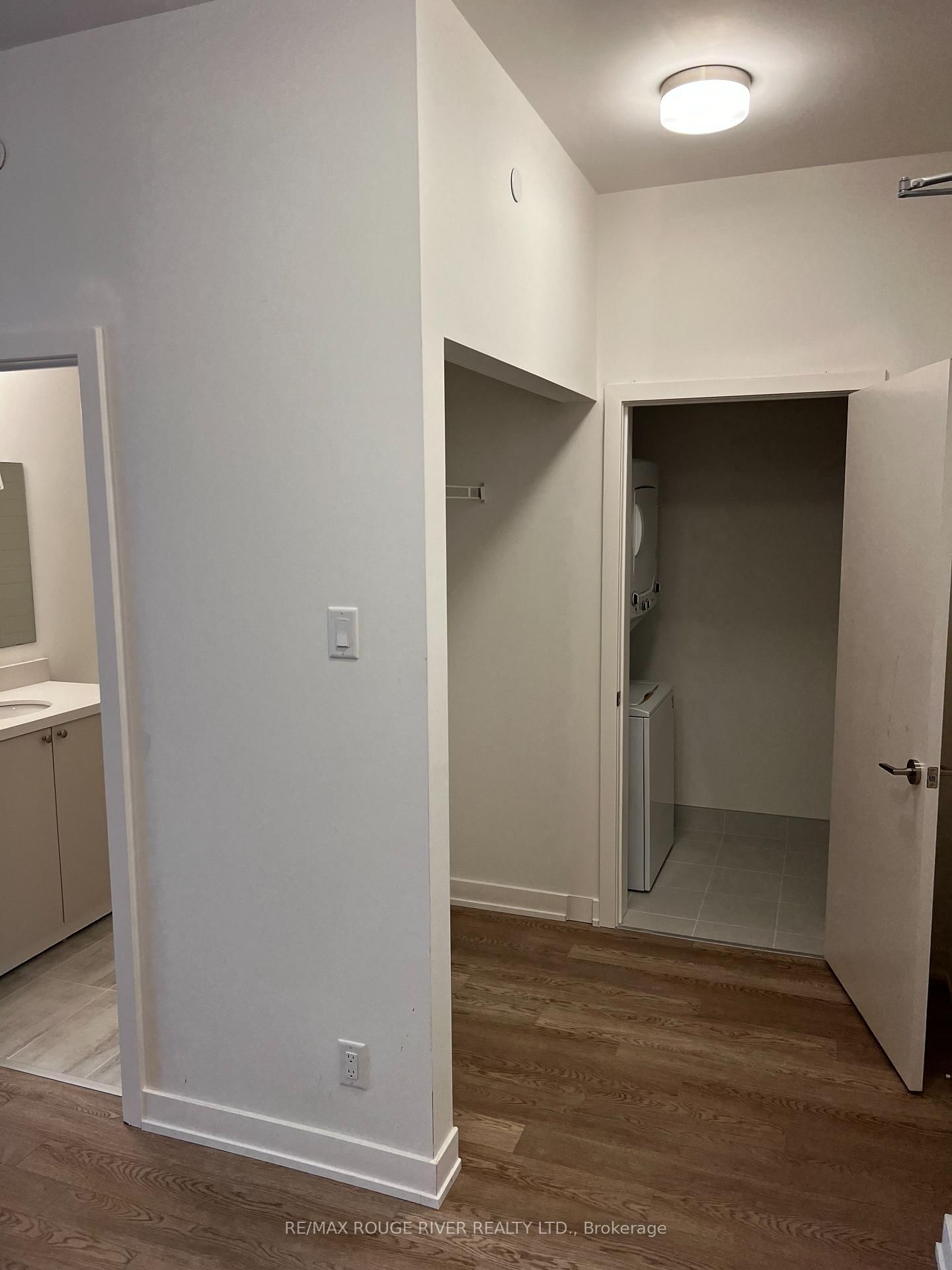 Condo for lease at 510-55 CLARINGTON Boulevard, Clarington, Bowmanville, L1C 0A1 - MLS: E12057803