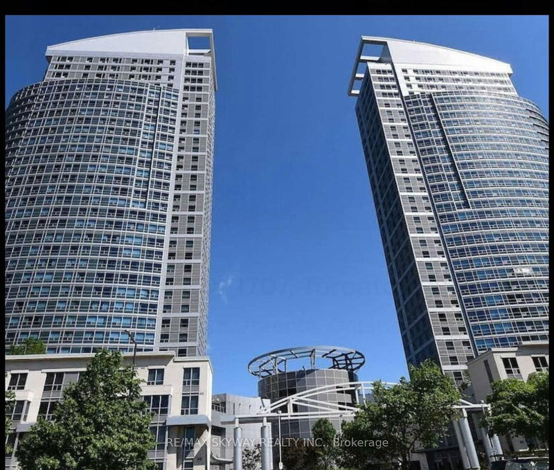 home for lease on 1707-38 Lee Centre Drive