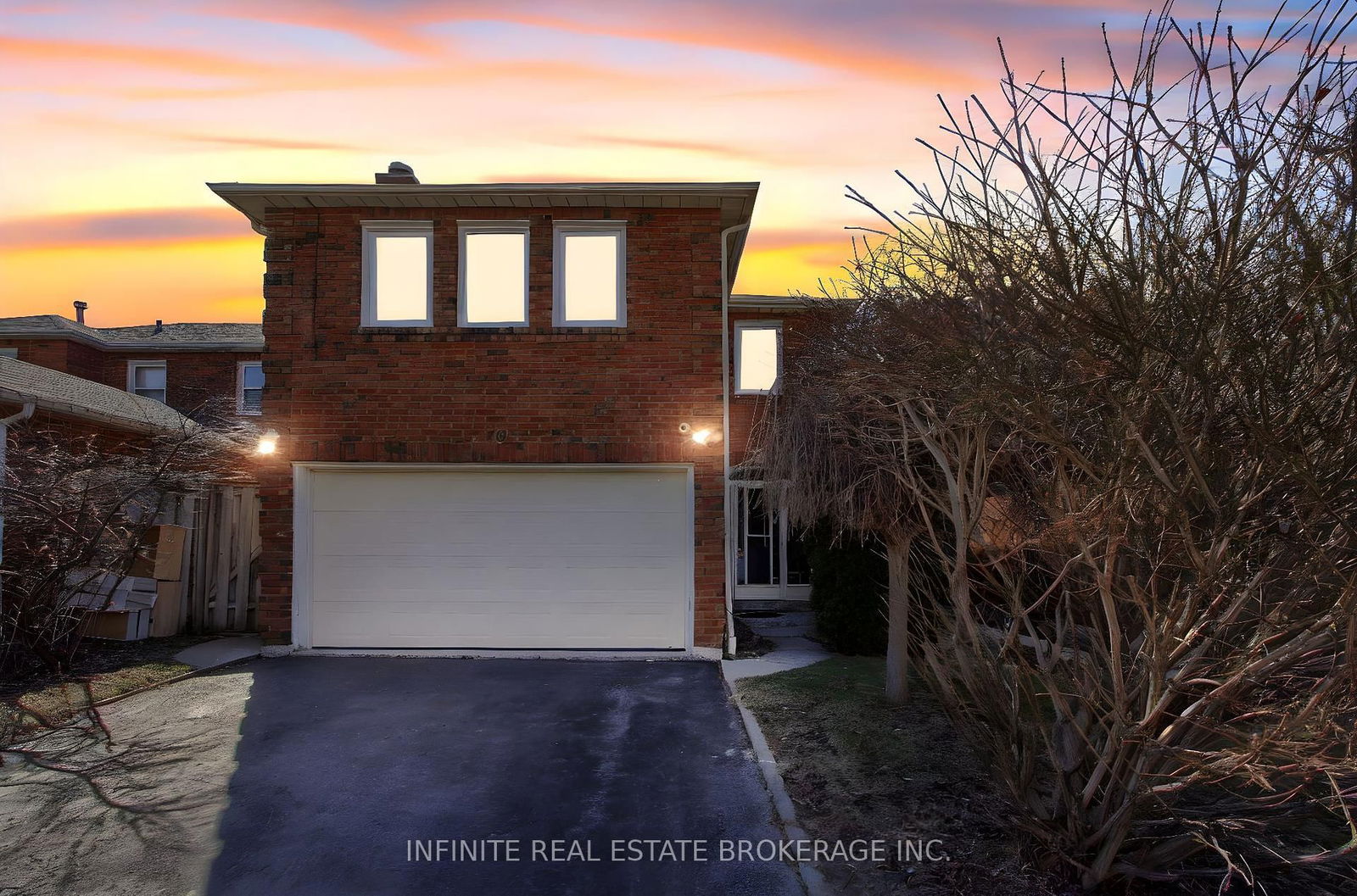 Detached House for sale at 70 sable Crescent, Whitby, Rolling Acres, L1R 1Y6 - MLS: E12059585