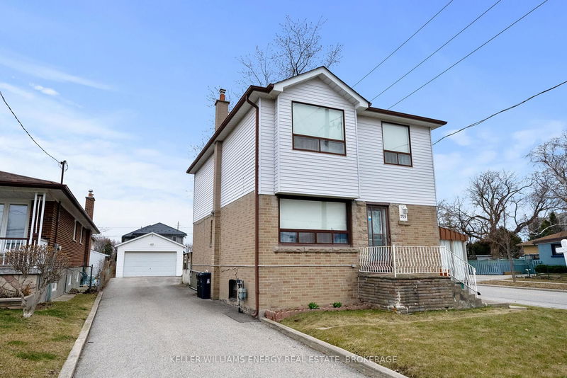 home for sale on 759 Midland Avenue