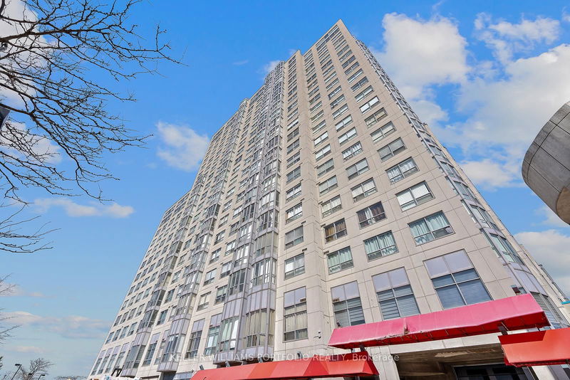home for lease on 418-2550 Lawrence Avenue E