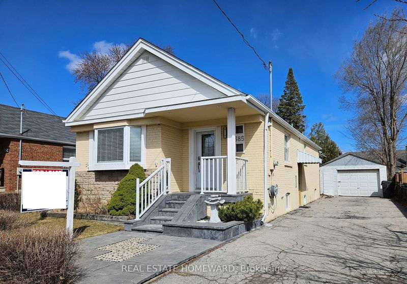 home for lease on 685 Pharmacy Avenue