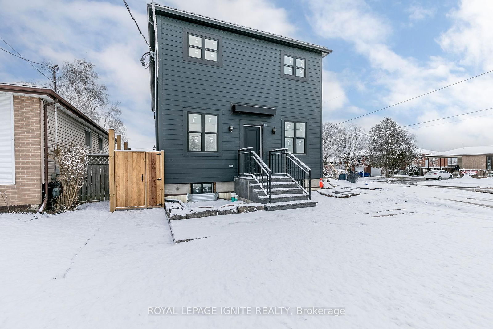 Detached House for lease at Bsmt-781 Oliva Street, Pickering, West Shore, L1W 2V9 - MLS: E12063334