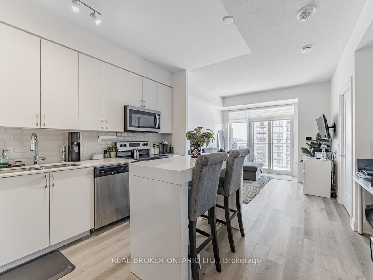 Condo for sale at 1206-3220 Sheppard Avenue, Toronto, Tam O'Shanter-Sullivan, M1T 3K3 - MLS: E12063753