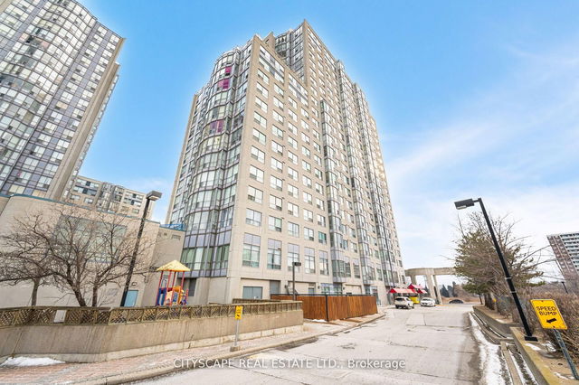 1411 - 2550 Lawrence Avenue
