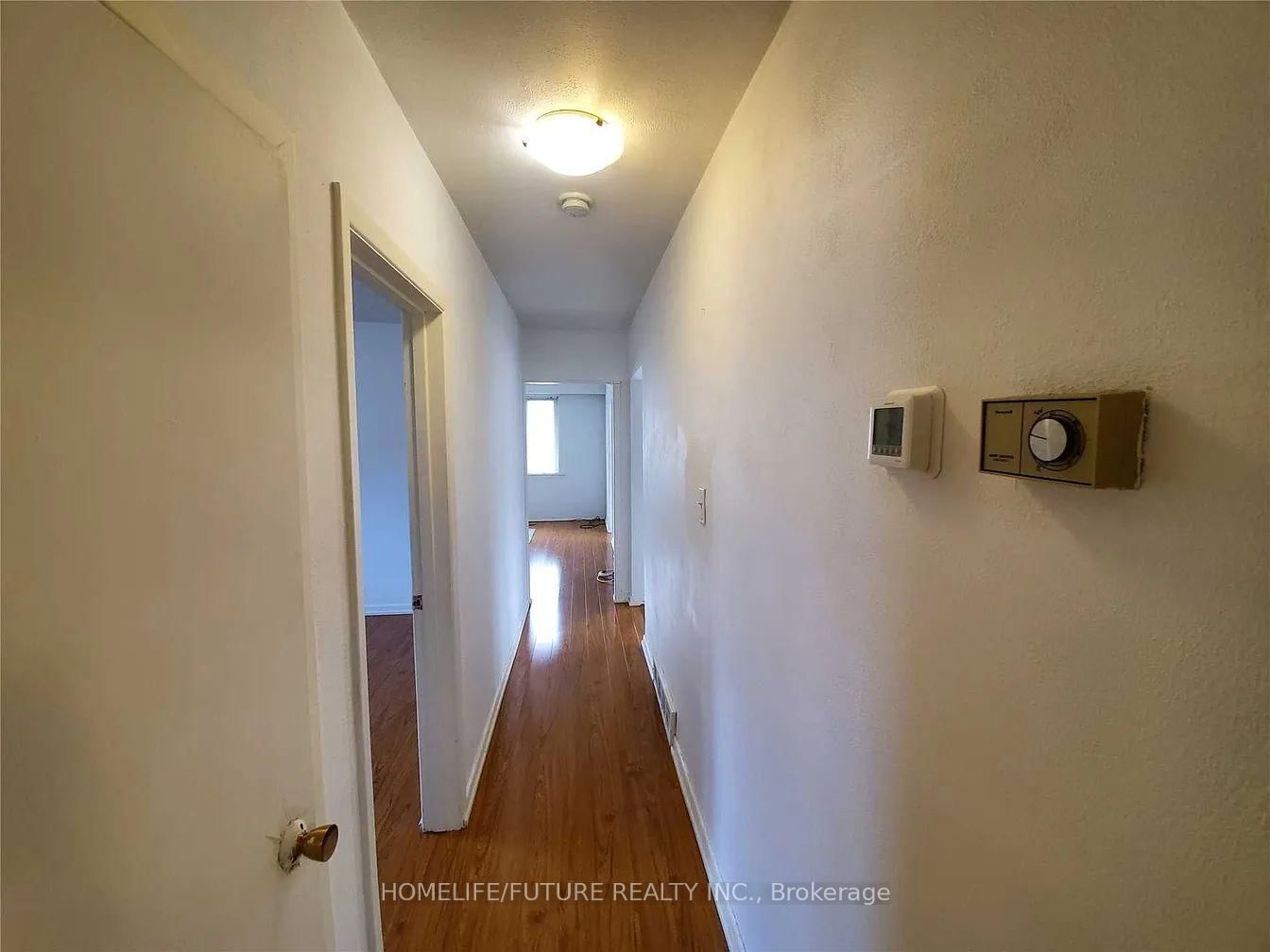 Detached House for lease at 90 Celeste Drive, Toronto, West Hill, M1E 2V1 - MLS: E12065111