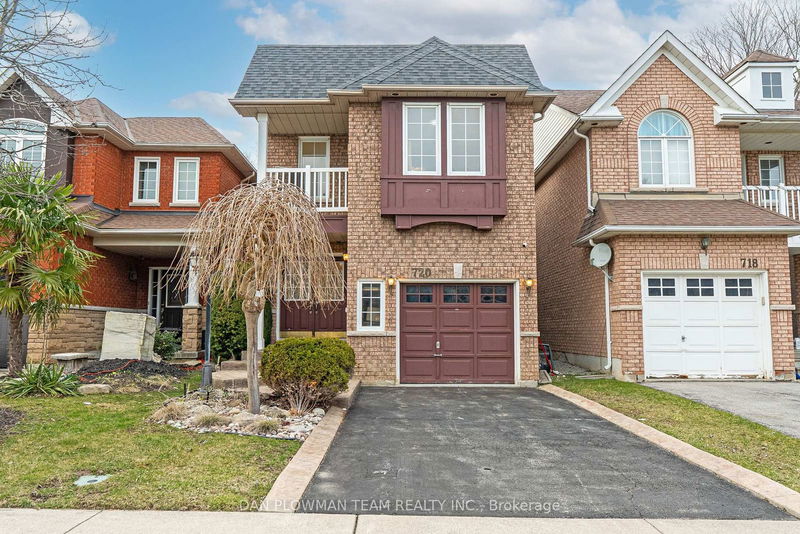 home for sale on 720 Swan Place