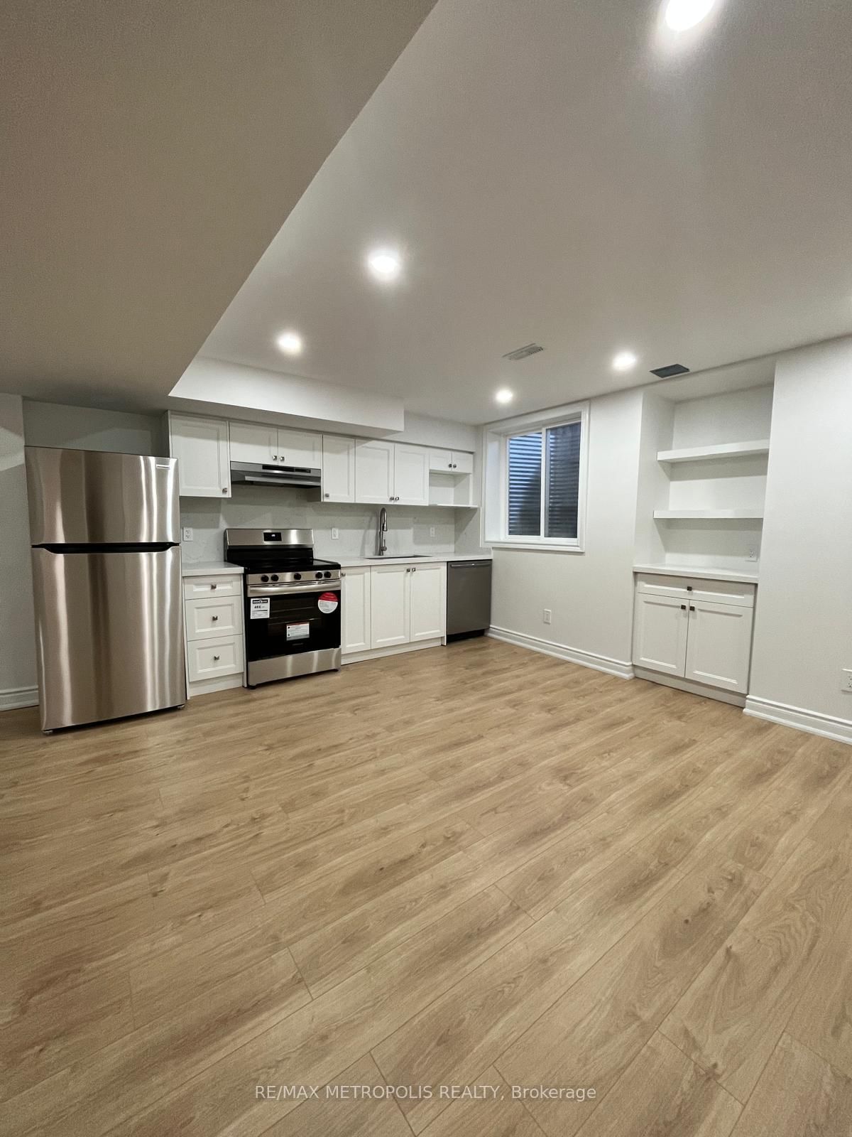 Detached House for lease at BSMT-2489 Bridle Road, Oshawa, Windfields, L1L 0J1 - MLS: E12067811