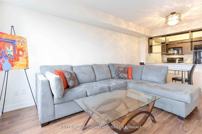 Unit 411 — 181 Village Green Sq, Toronto - Agincourt South-Malvern West image-0-4