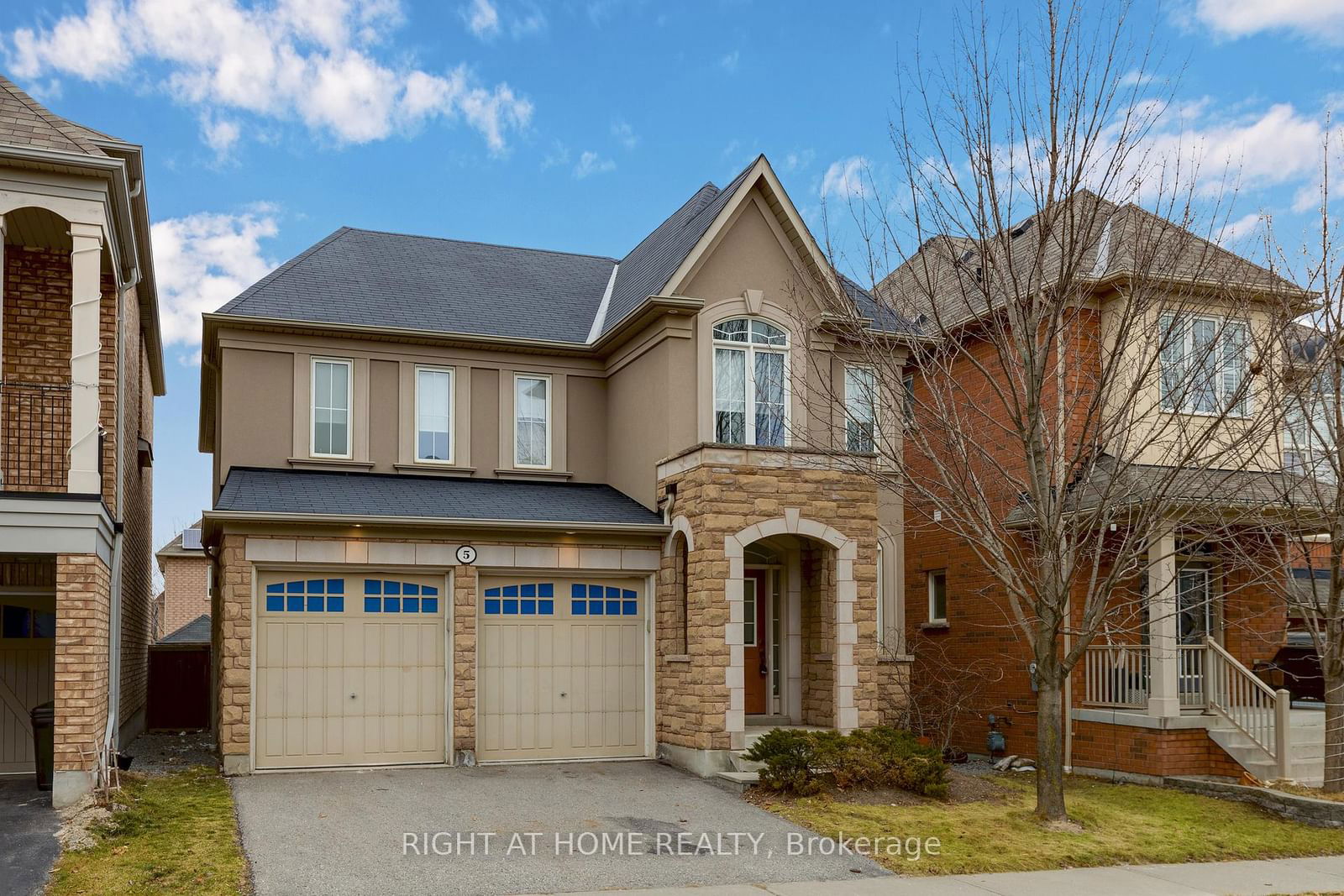 Detached House leased at 5 Oswell Drive, Ajax, Northeast Ajax, L1Z 0J3 - MLS: E12068508