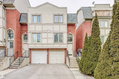 Townhouse sold at #7-1635 Pickering Pkwy, Pickering, Ontario, L1V 6W8 - Village East - MLS: E12068736